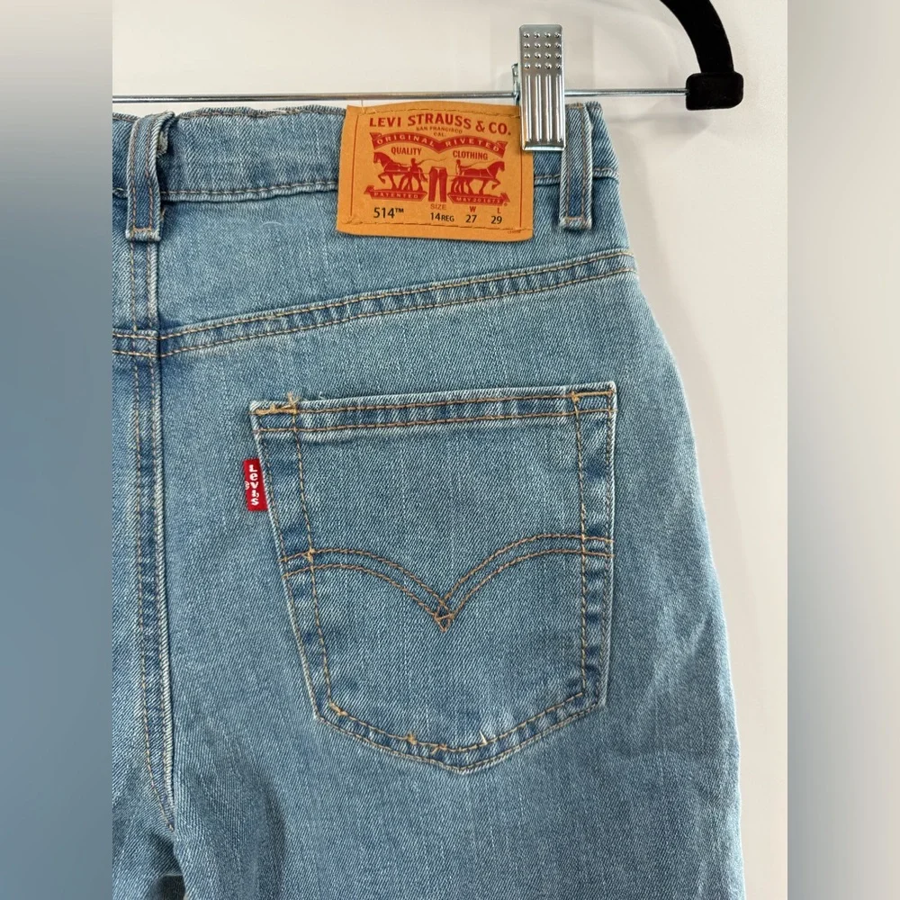 EUC Levi’s 514 Straight Fit Performance Jeans - Picture 11 of 12